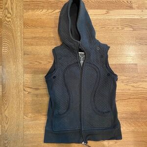 Lululemon Quilted SE Zip Up Jacket/hoodie Vest size S (4-6)